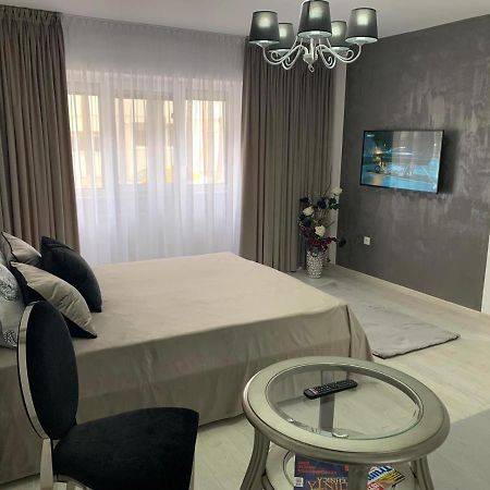 Leon Apartment Braila Exterior photo