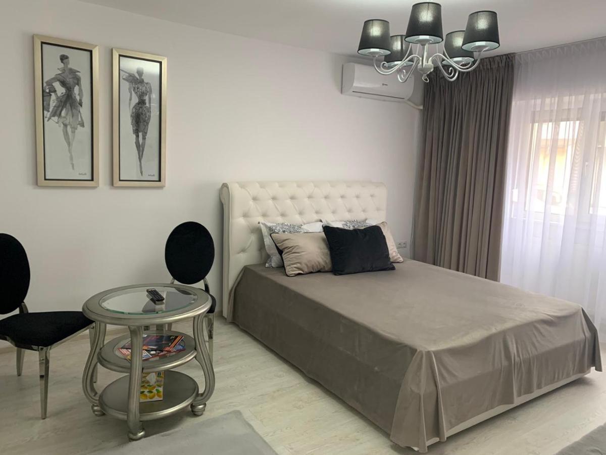 Leon Apartment Braila Exterior photo